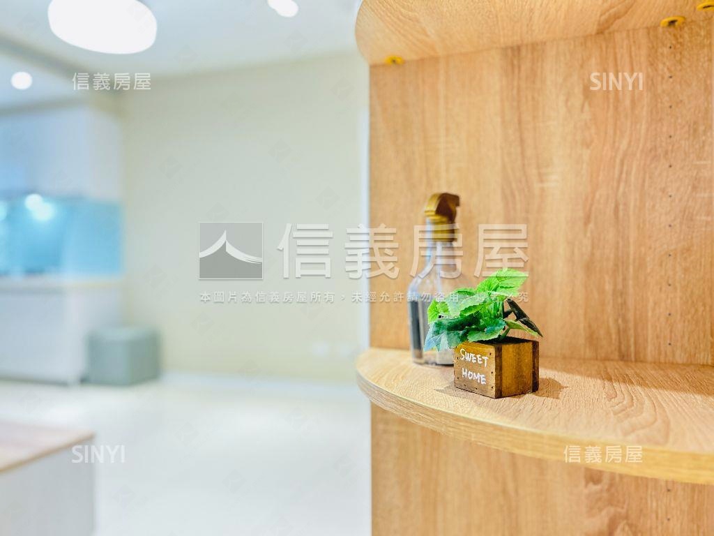 高鐵站前Ａ＋兩房有車位房屋室內格局與周邊環境