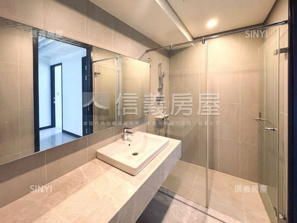 國泰Ｏ２高樓景觀豪邸房屋室內格局與周邊環境