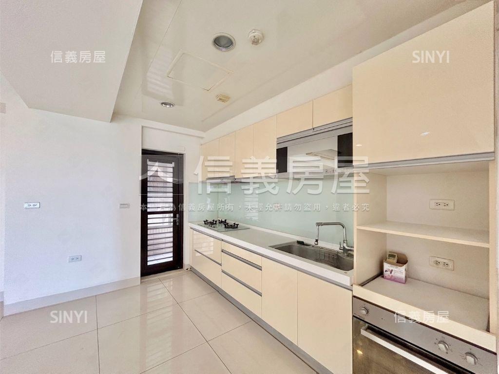 科大區朝南明亮四房房屋室內格局與周邊環境