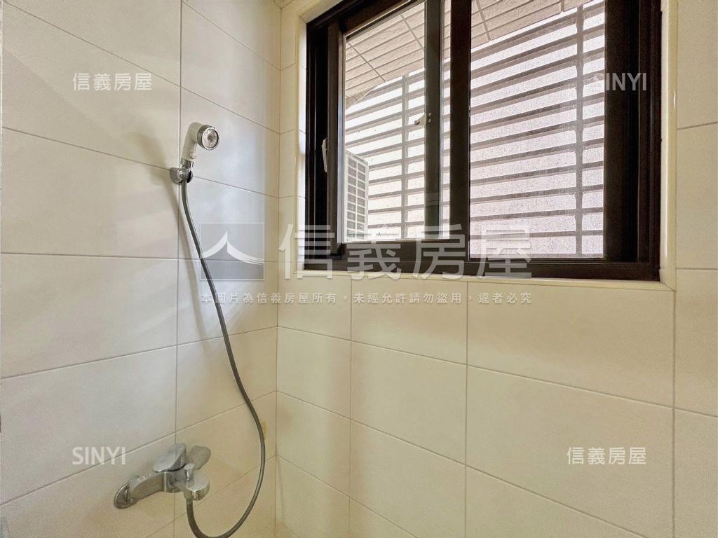 科大區朝南明亮四房房屋室內格局與周邊環境