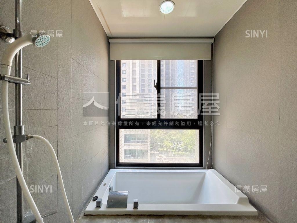 科大區朝南明亮四房房屋室內格局與周邊環境