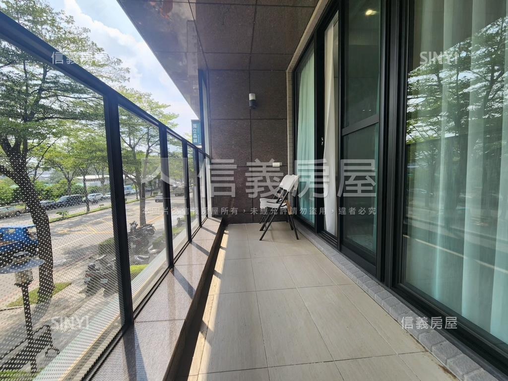 獨立森林☆電梯豪墅店住！房屋室內格局與周邊環境