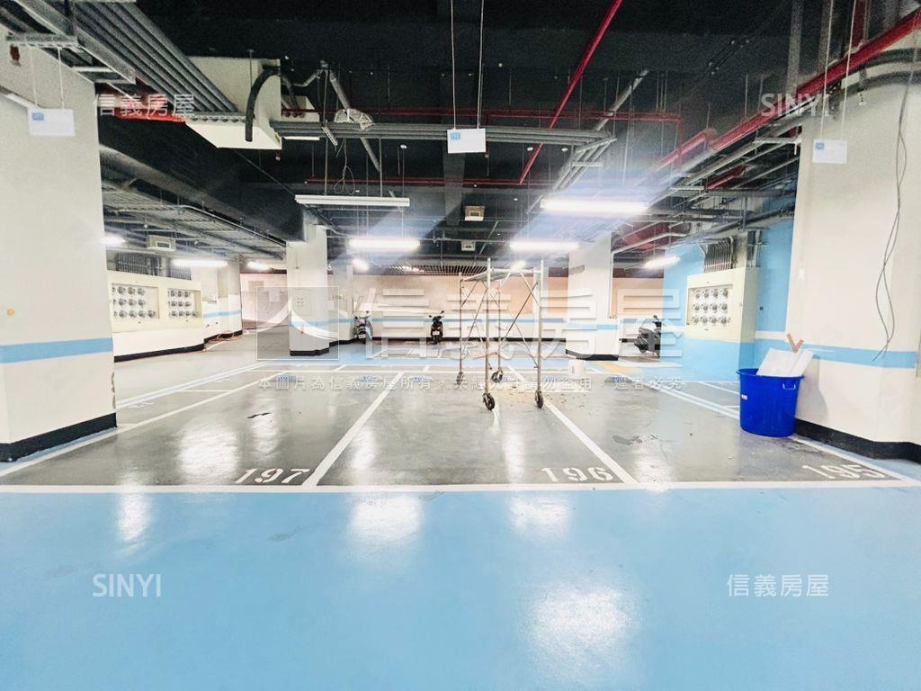 和境心見．金店面附車位房屋室內格局與周邊環境