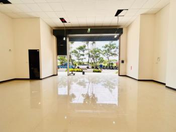 和境心見．金店面