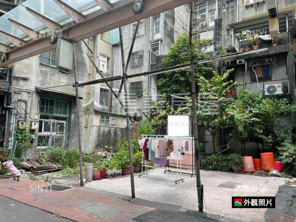 稀有釋出★電子街旁土地Ａ房屋室內格局與周邊環境