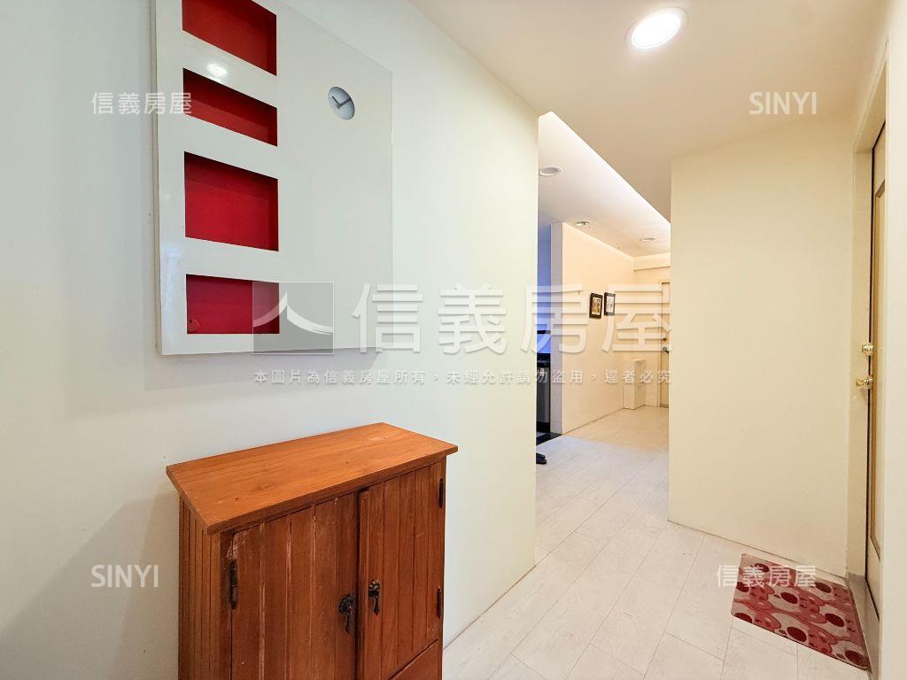 信義路收租美寓房屋室內格局與周邊環境