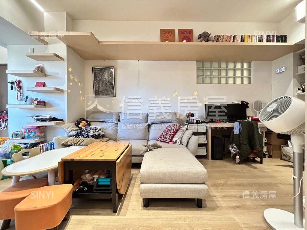 專任☆精裝修質感兩房平車房屋室內格局與周邊環境