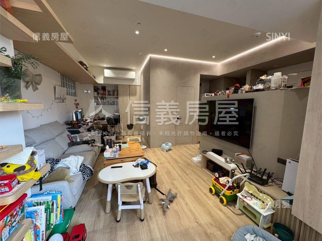 專任☆精裝修質感兩房平車房屋室內格局與周邊環境