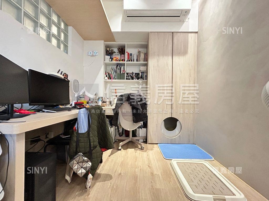 專任☆精裝修質感兩房平車房屋室內格局與周邊環境