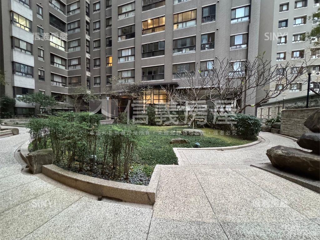 專任☆精裝修質感兩房平車房屋室內格局與周邊環境