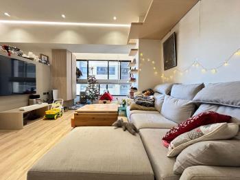 專任☆精裝修質感兩房平車