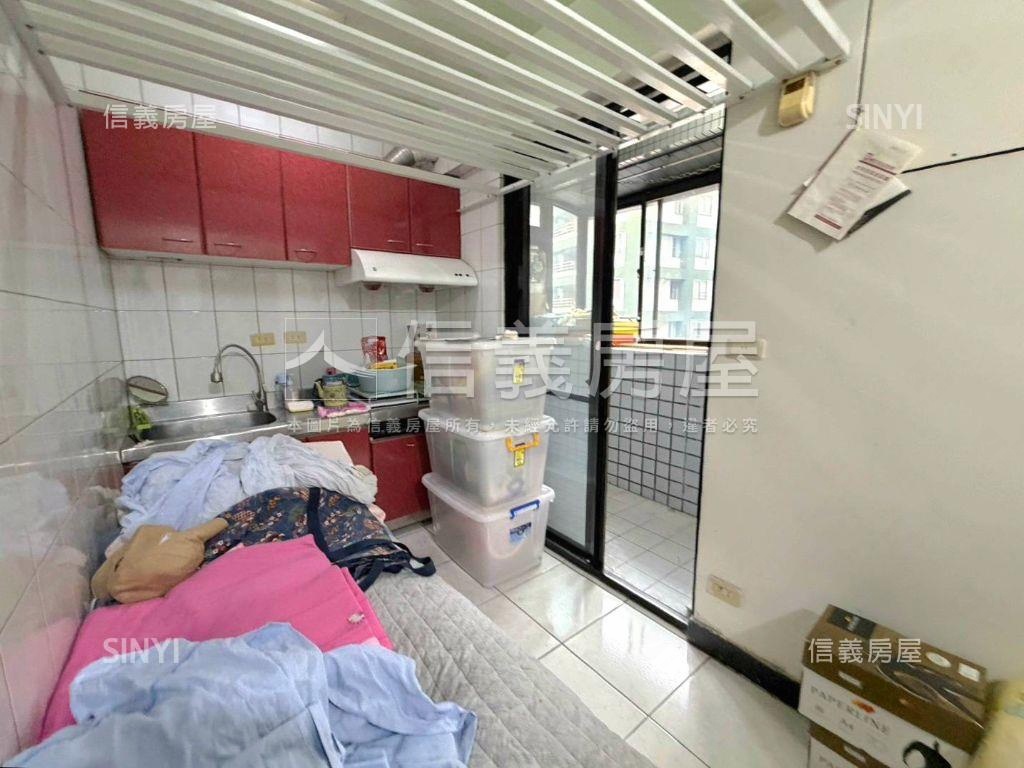 永安稀有學區小宅有陽台房屋室內格局與周邊環境