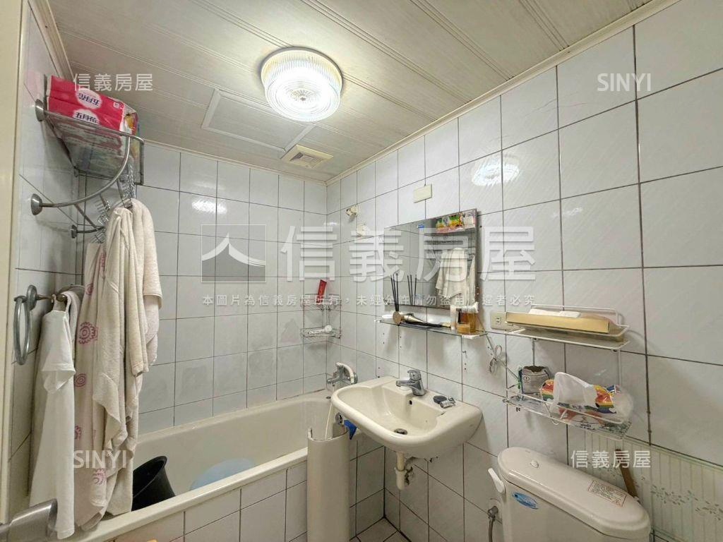 永安稀有學區小宅有陽台房屋室內格局與周邊環境