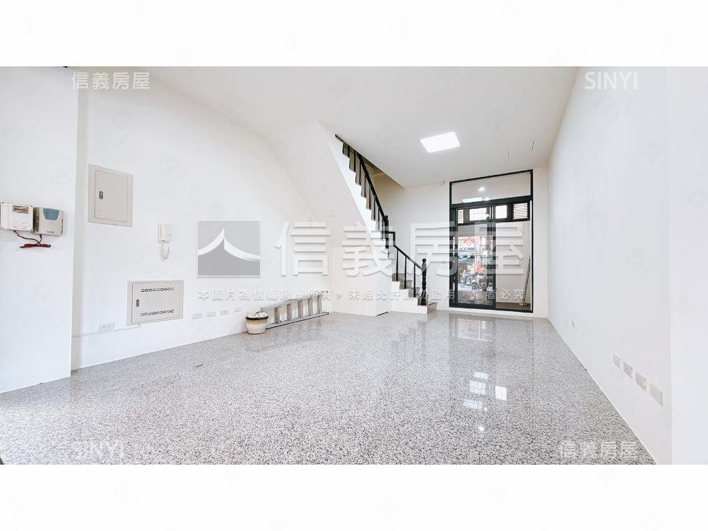 水湳屋齡７年角間透天店面房屋室內格局與周邊環境