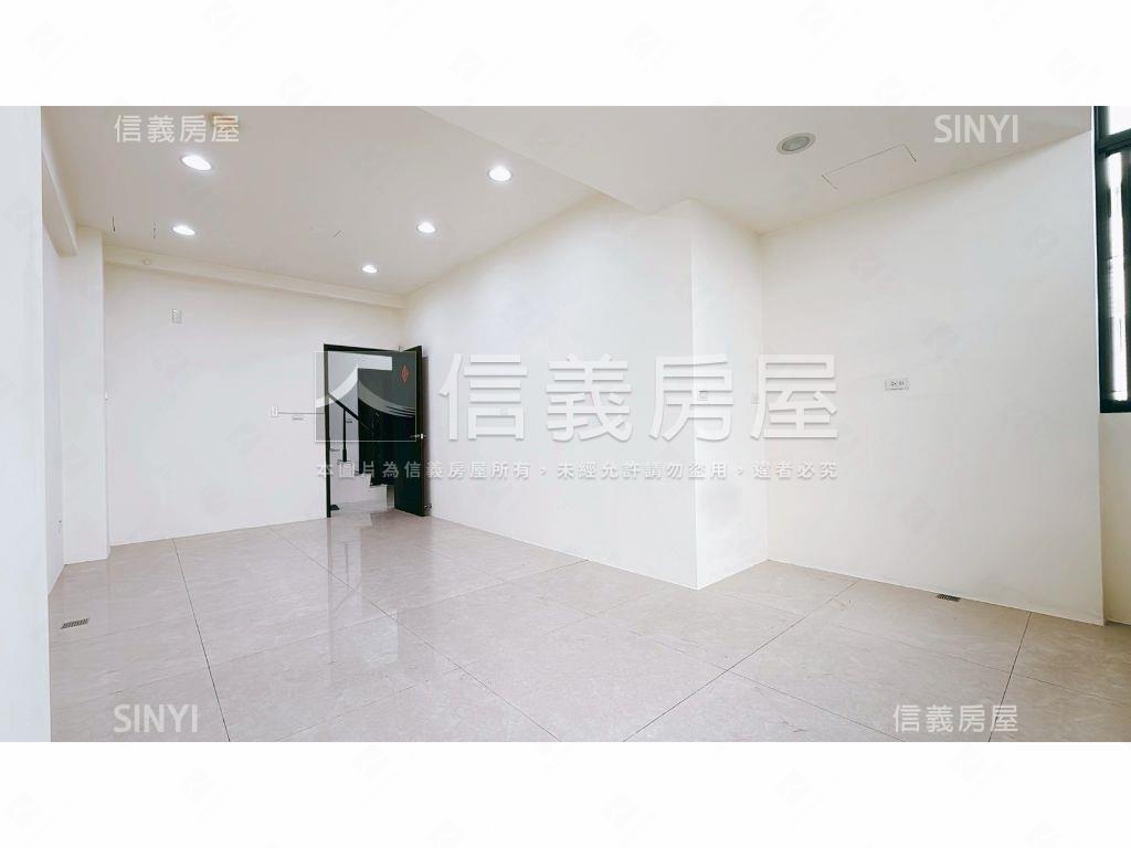 水湳屋齡７年角間透天店面房屋室內格局與周邊環境