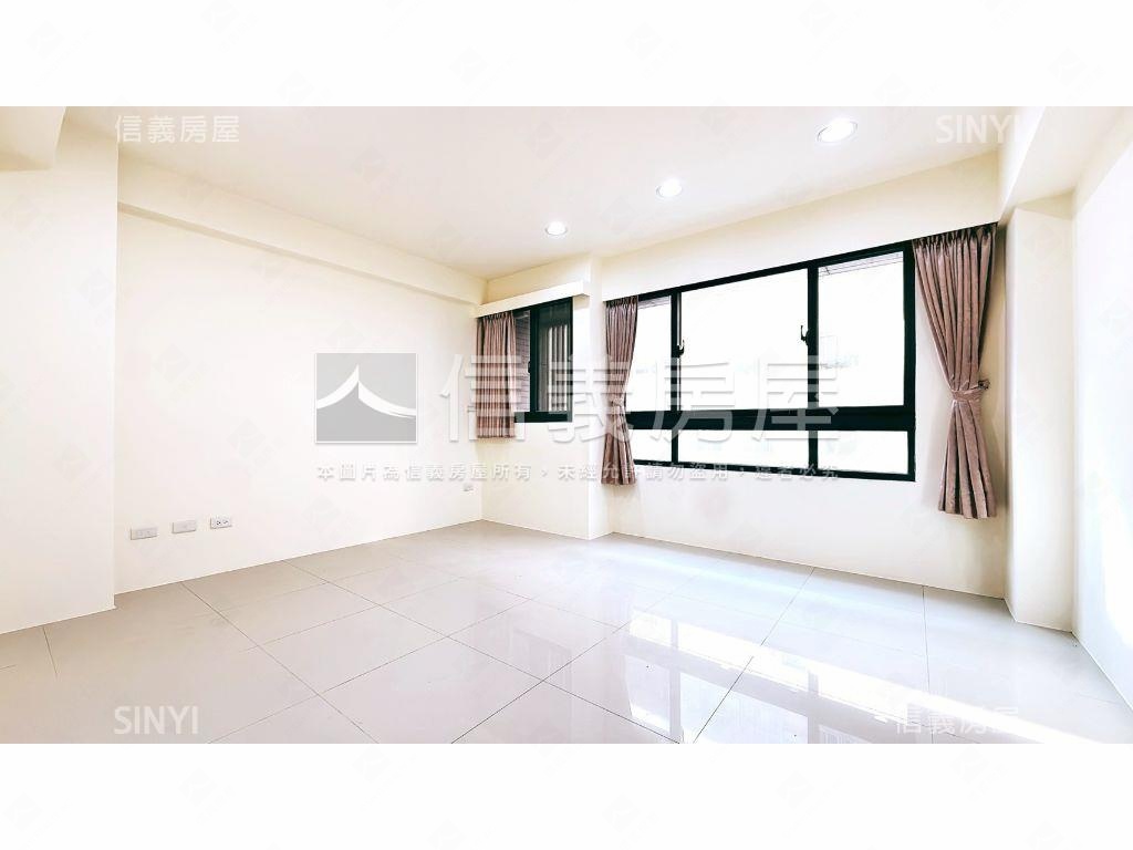 水湳屋齡７年角間透天店面房屋室內格局與周邊環境