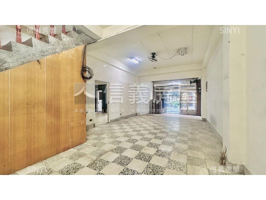 公益路旁透天Ａ房屋室內格局與周邊環境