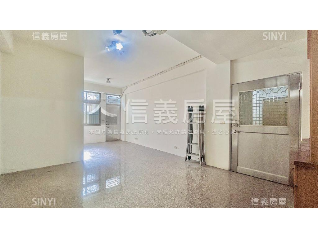 公益路旁透天Ａ房屋室內格局與周邊環境