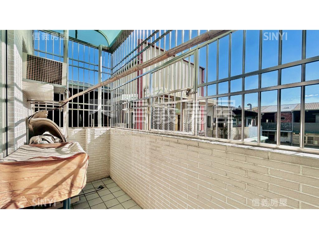 公益路旁透天Ａ房屋室內格局與周邊環境