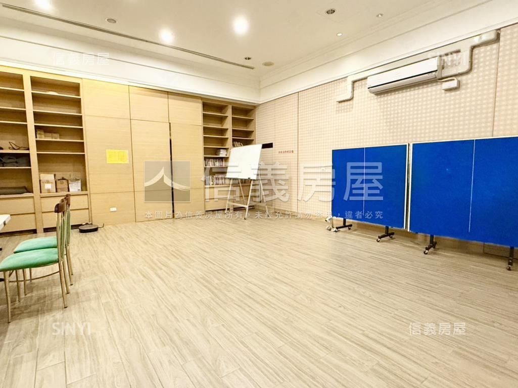 國美康寧城堡稀有露臺戶房屋室內格局與周邊環境