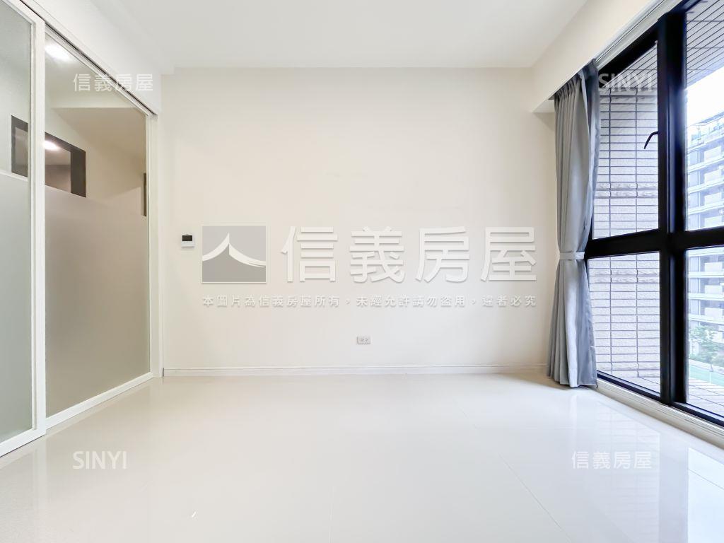 寬域大面寬雙併採光美屋房屋室內格局與周邊環境