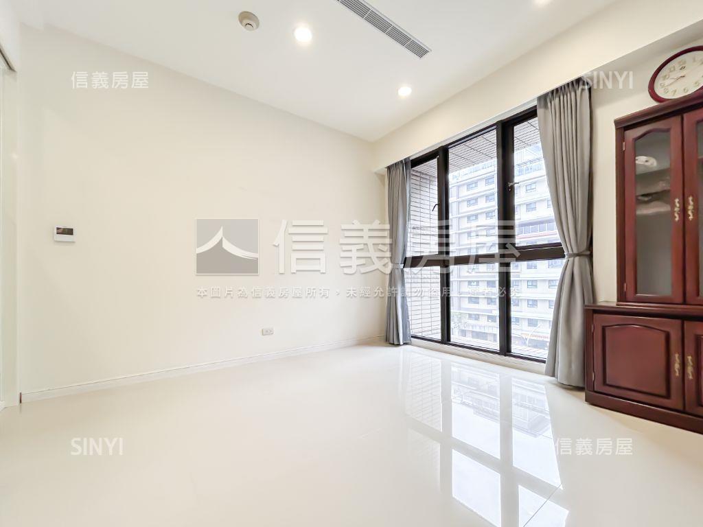 寬域大面寬雙併採光美屋房屋室內格局與周邊環境