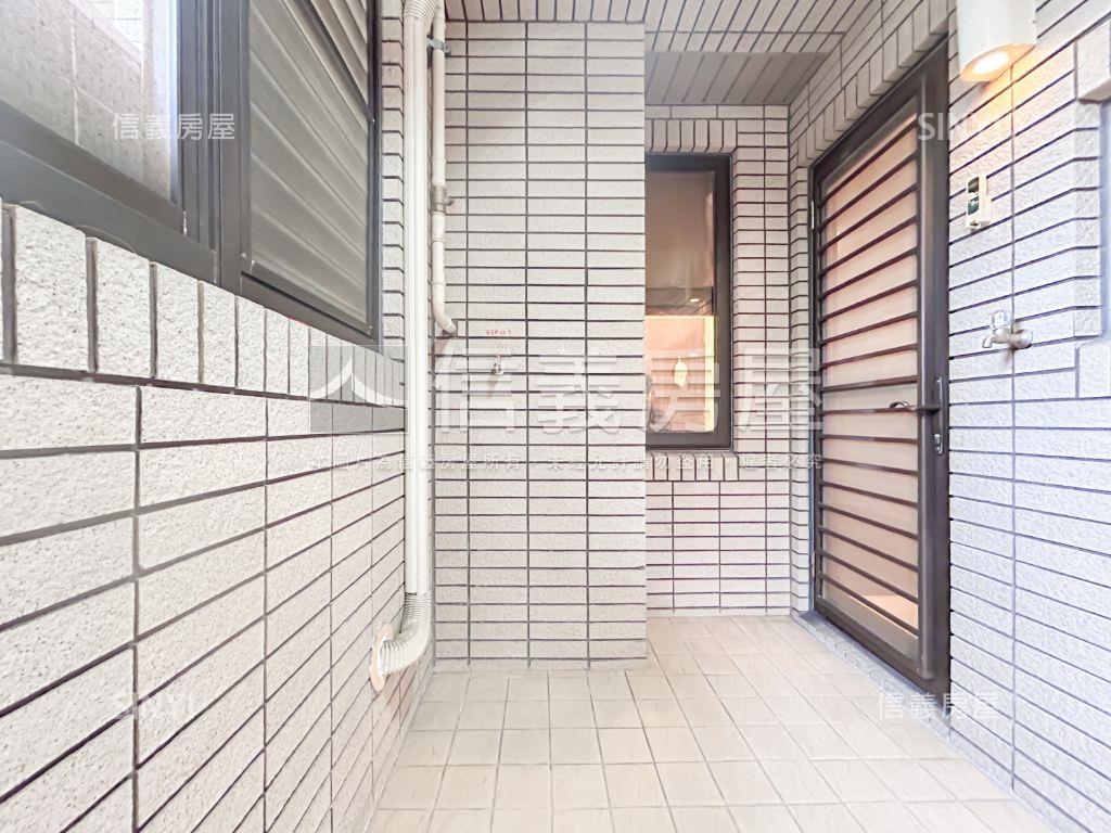 寬域大面寬雙併採光美屋房屋室內格局與周邊環境