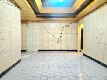 中和捷運庭院一樓