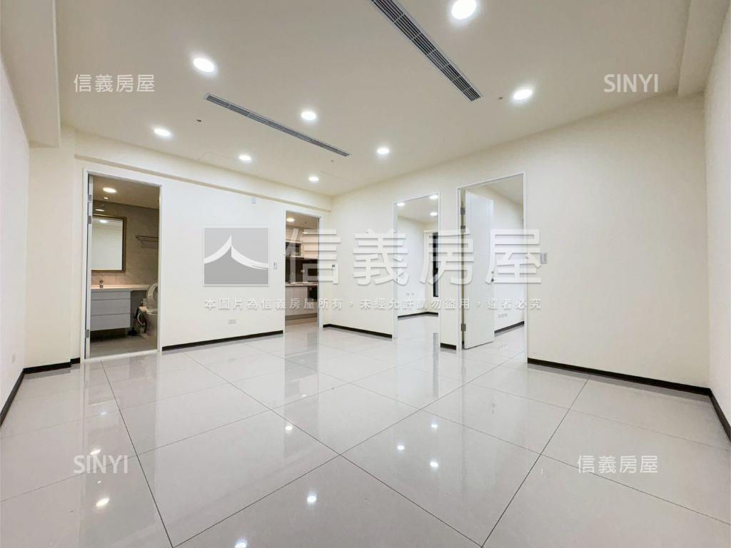 「新」冠德天韻２房車位房屋室內格局與周邊環境