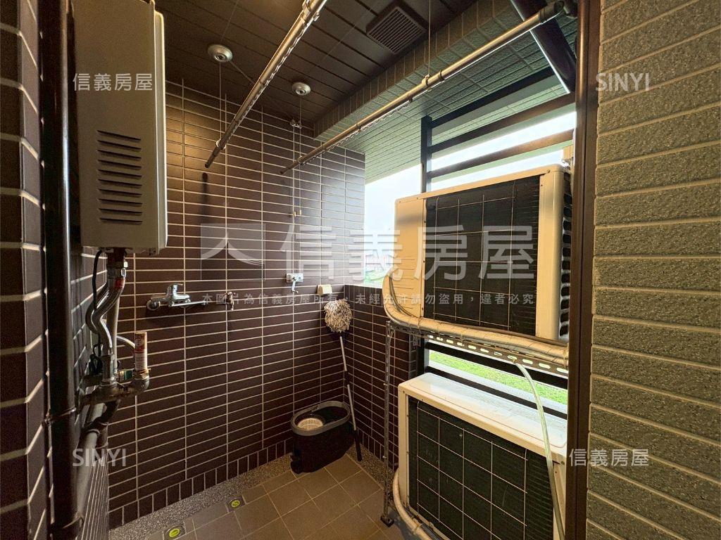 「新」冠德天韻２房車位房屋室內格局與周邊環境