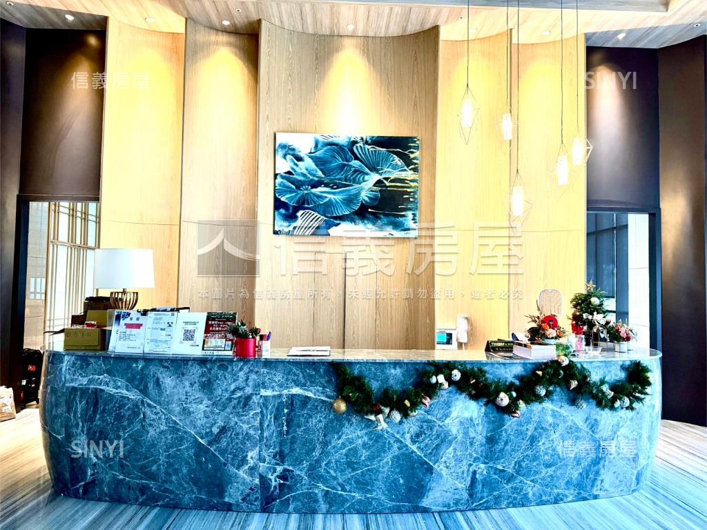 「新」冠德天韻２房車位房屋室內格局與周邊環境