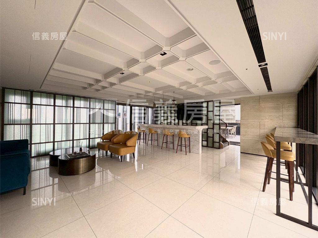 「新」冠德天韻２房車位房屋室內格局與周邊環境