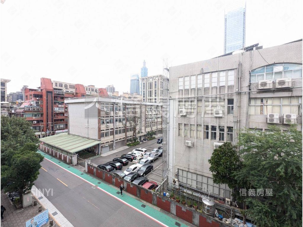 海華面校園～三房兩衛邊間房屋室內格局與周邊環境