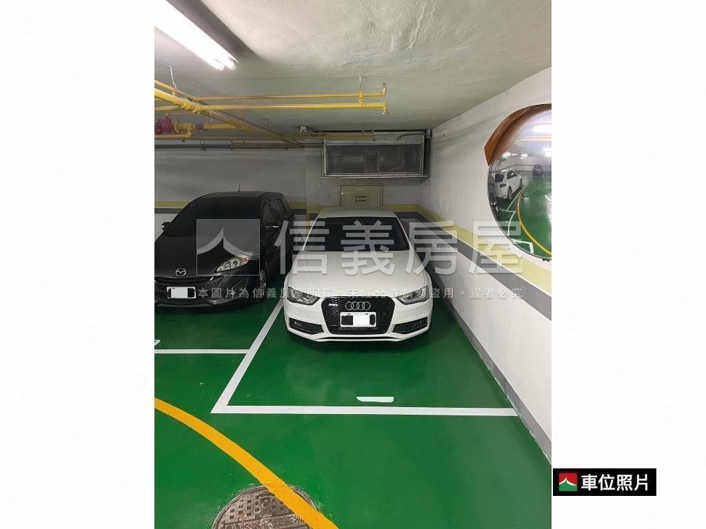 南京西圓環黃金店面房屋室內格局與周邊環境