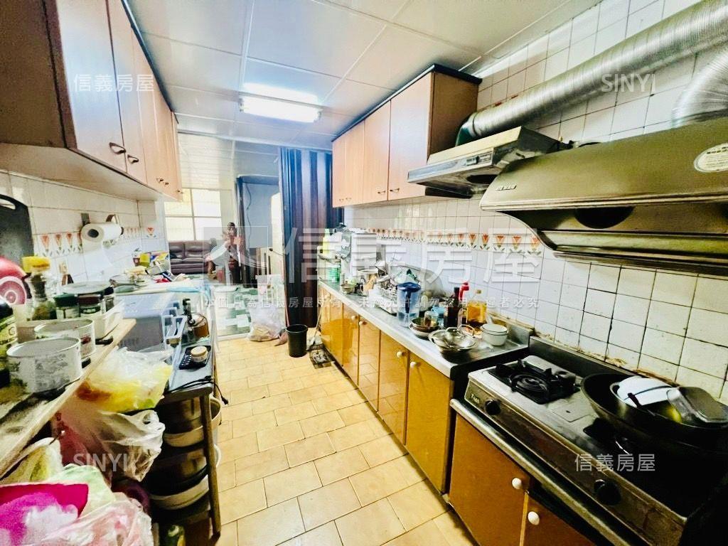學府路低總價公寓一樓房屋室內格局與周邊環境