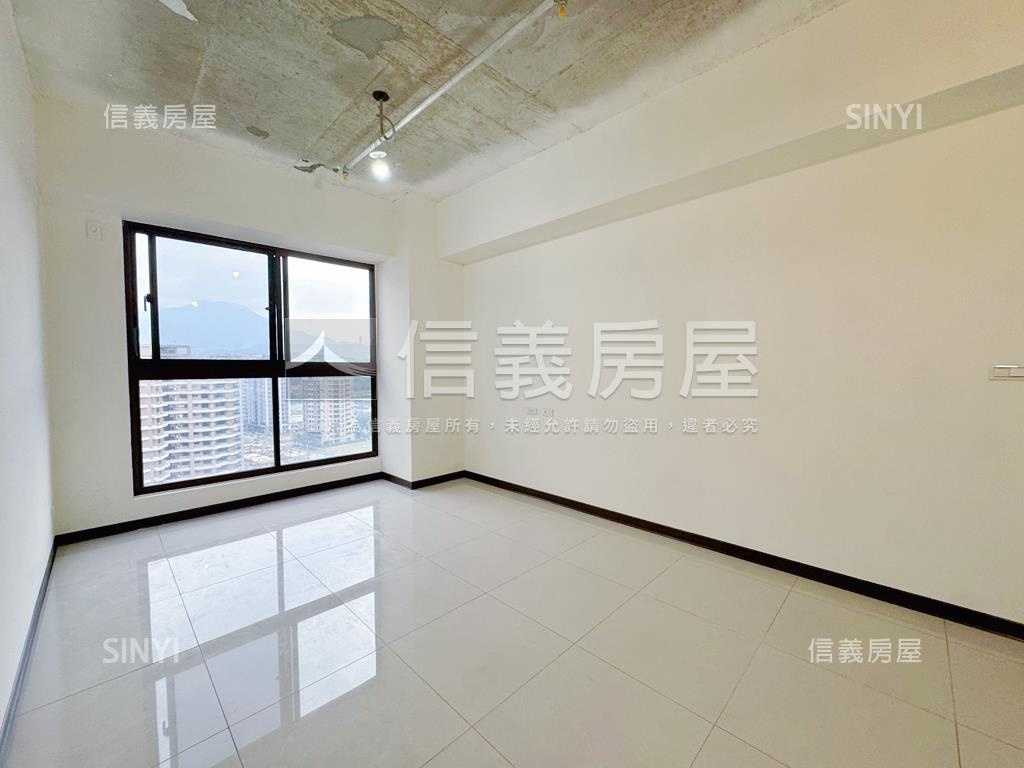 鴻豐青明亮美景兩房車位房屋室內格局與周邊環境