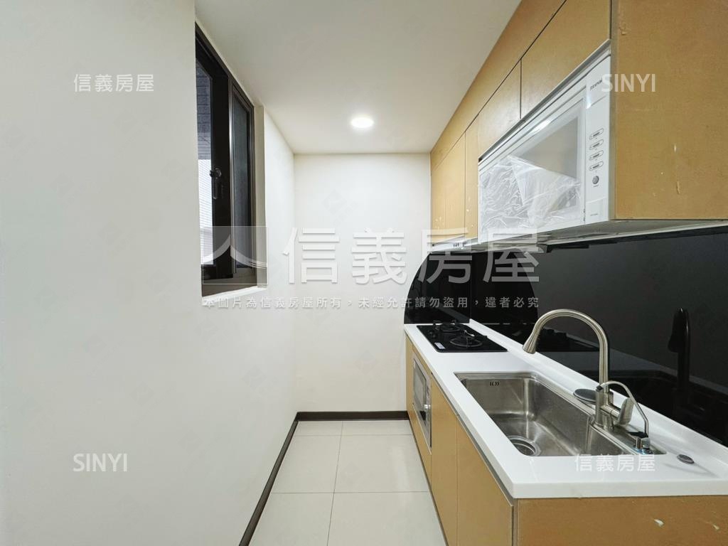 鴻豐青明亮美景兩房車位房屋室內格局與周邊環境