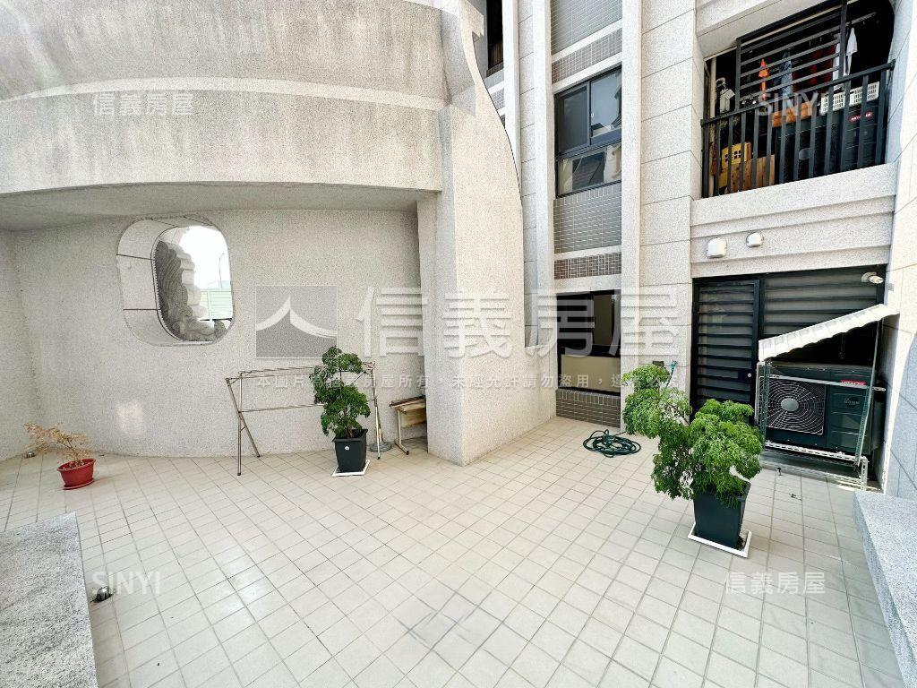 我有送露台！只給你臻愛房屋室內格局與周邊環境