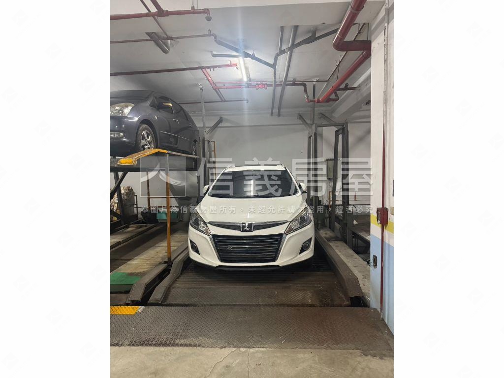 西雲路８８巷車位房屋室內格局與周邊環境