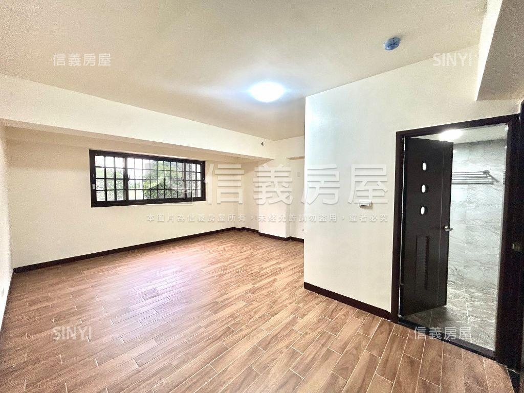 土地４４坪忠勇電梯別墅房屋室內格局與周邊環境