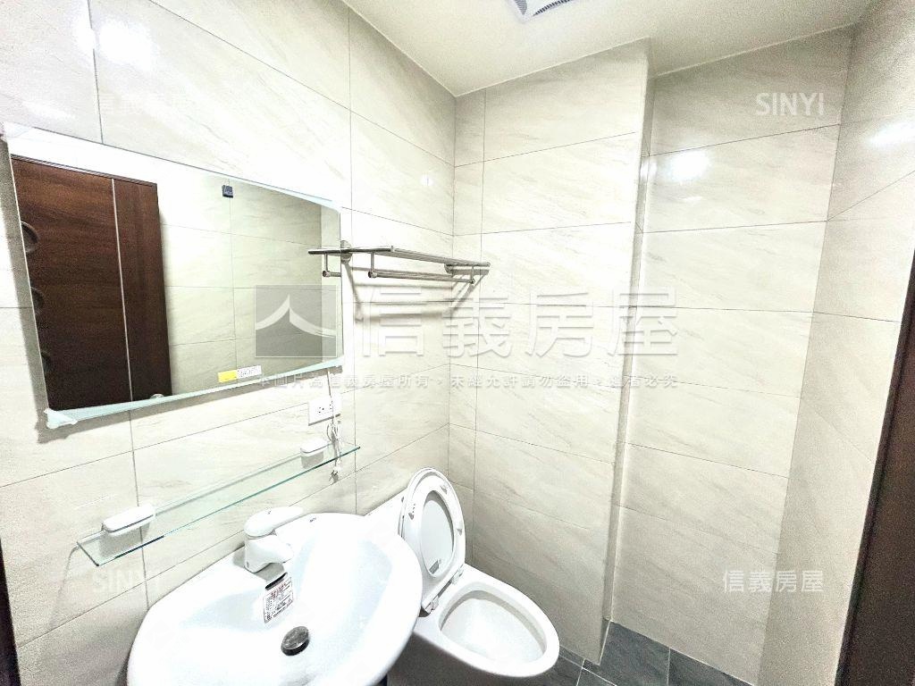 土地４４坪忠勇電梯別墅房屋室內格局與周邊環境