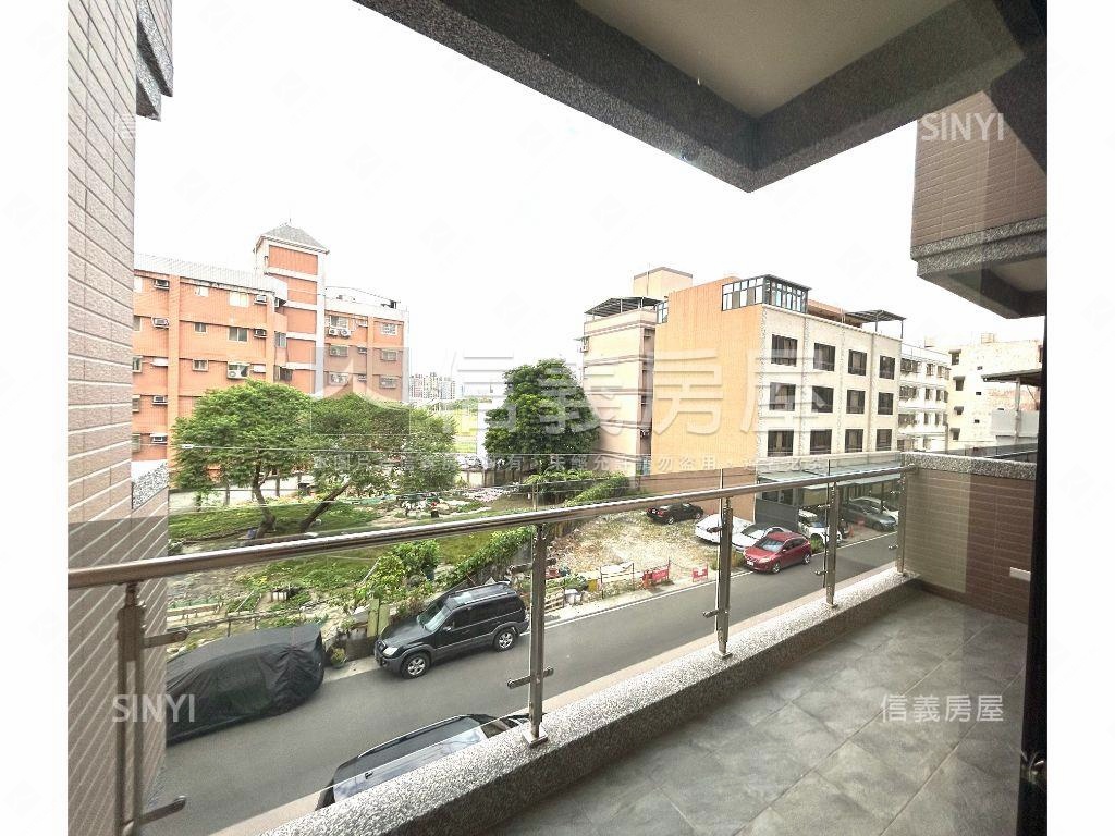 土地４４坪忠勇電梯別墅房屋室內格局與周邊環境