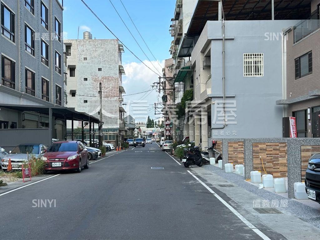 土地４４坪忠勇電梯別墅房屋室內格局與周邊環境