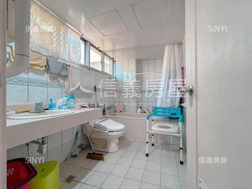 東區│文化傳家四房雙平車房屋室內格局與周邊環境