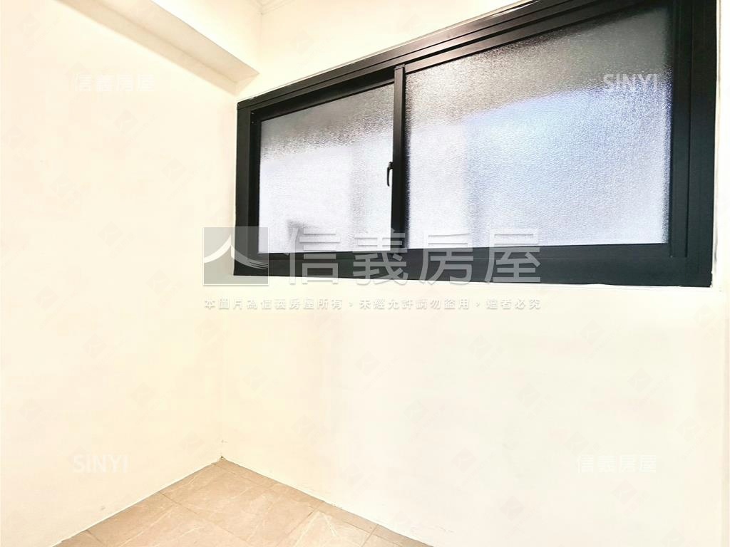 公園新第新整理三房房屋室內格局與周邊環境