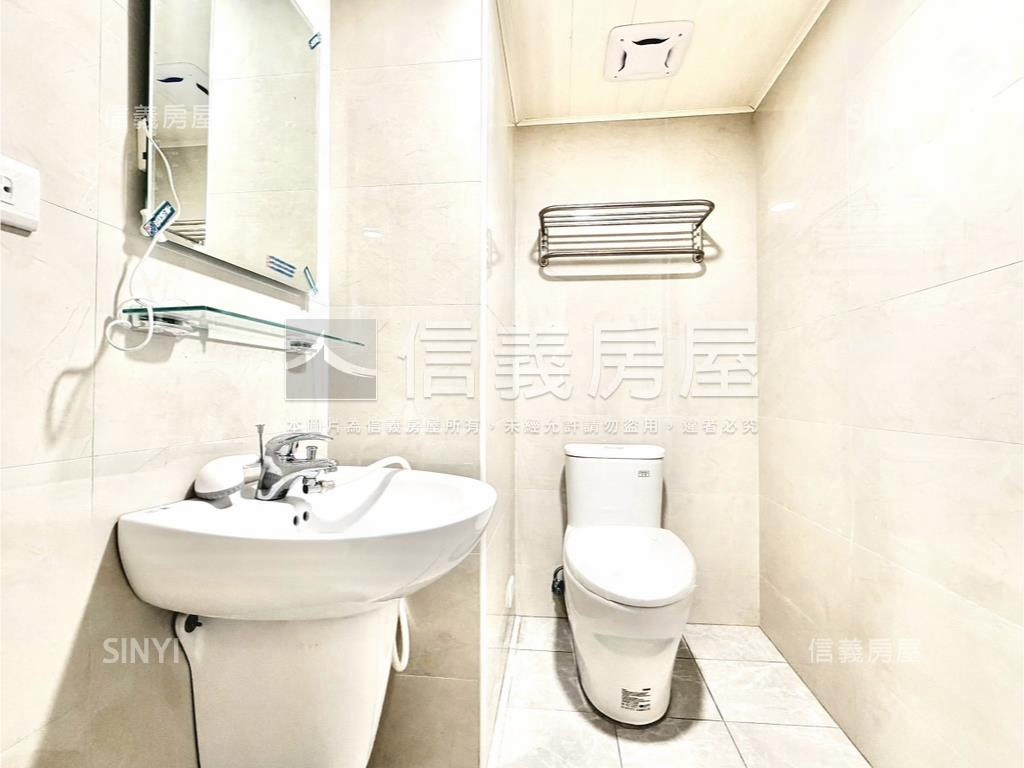 公園新第新整理三房房屋室內格局與周邊環境