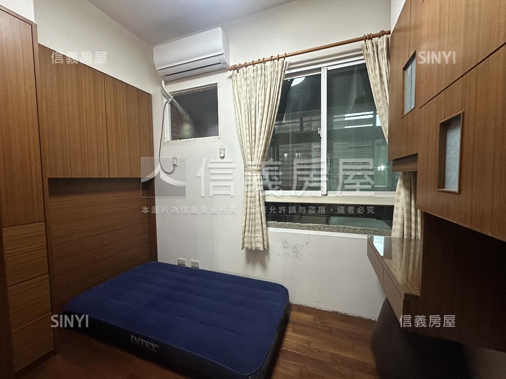 近文山綠景三房平車房屋室內格局與周邊環境