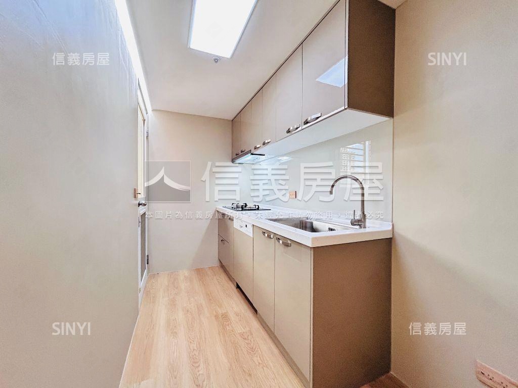 近未來Ｇ１１站高樓大兩房房屋室內格局與周邊環境