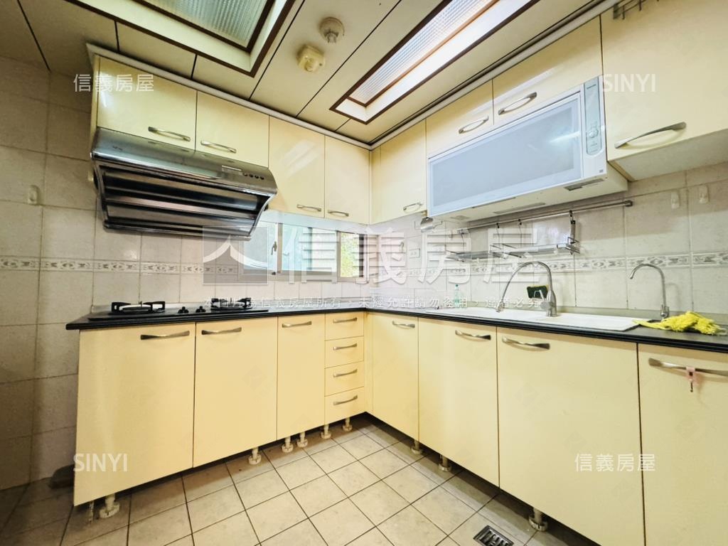 風車的故鄉四房車位房屋室內格局與周邊環境