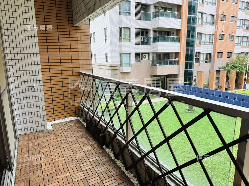 風車的故鄉四房車位房屋室內格局與周邊環境